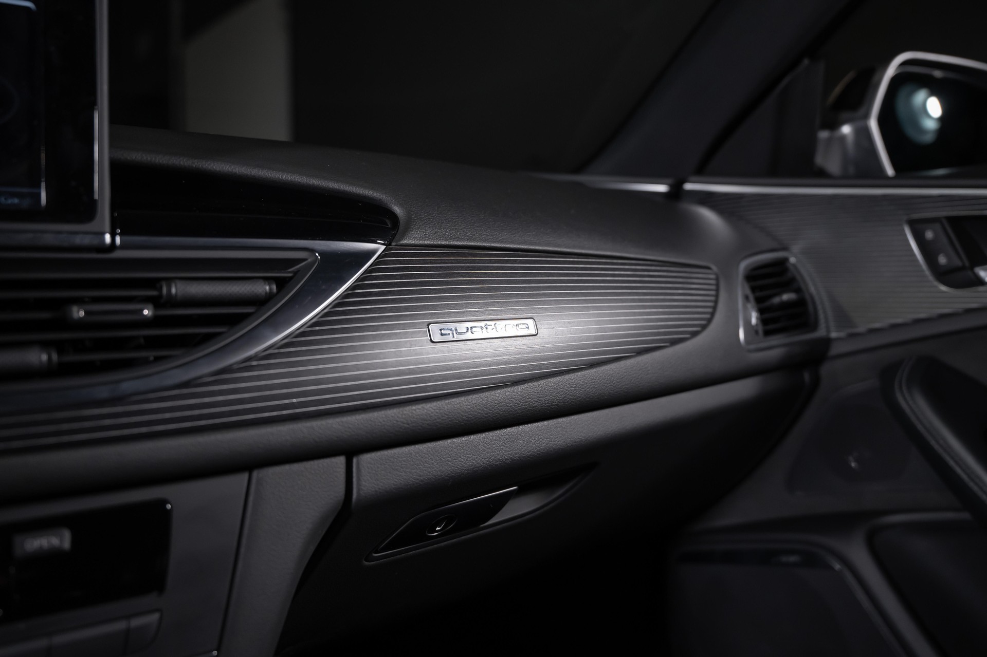 AUDI RS6 Avant 4.0 V8 TFSI Performance-image-26