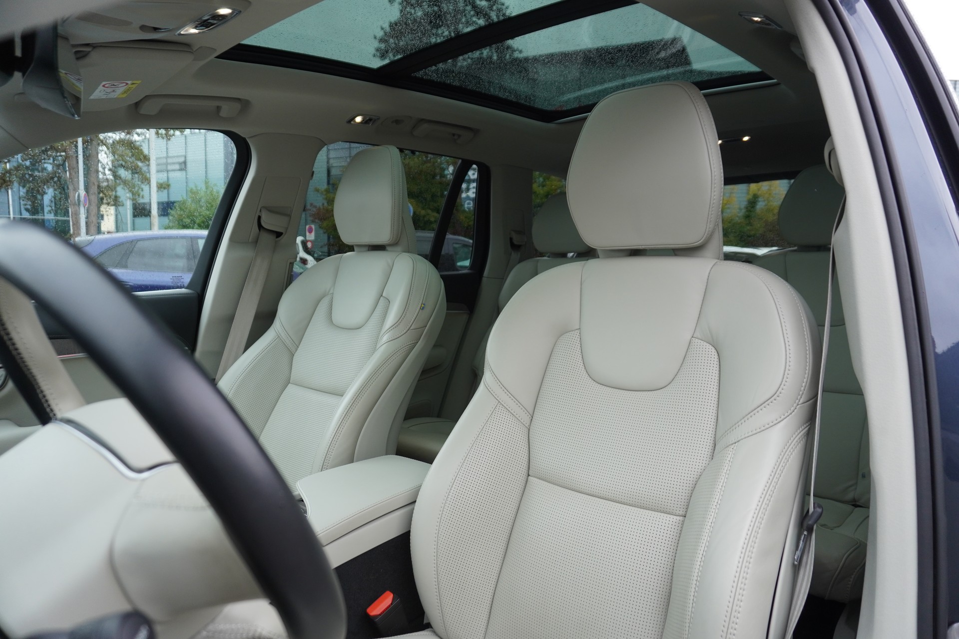 VOLVO XC90 T8 eAWD PluginHybrid Plus Bright Geartronic 7-PLÄTZER!!!-image-15