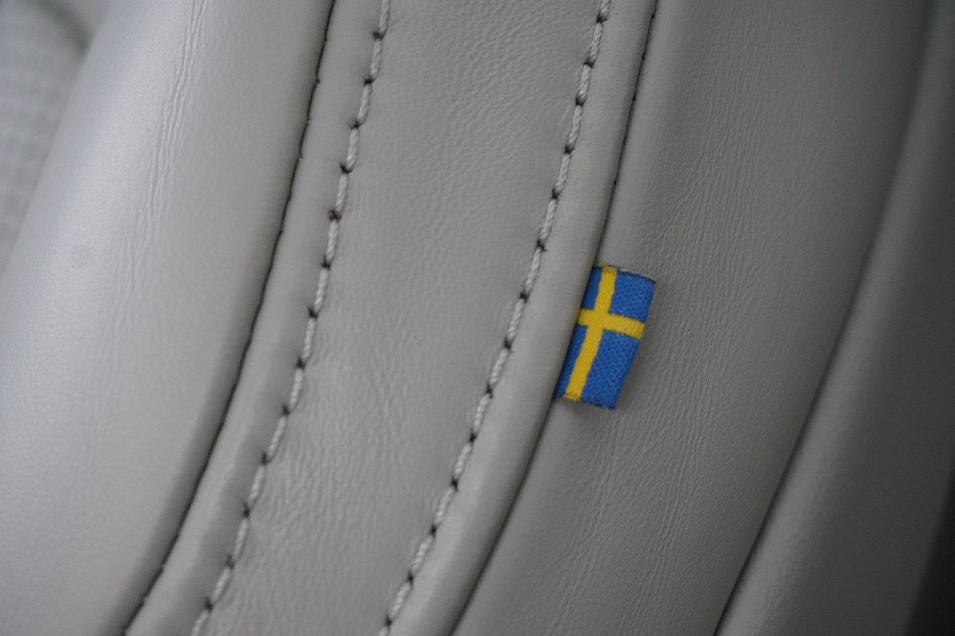 VOLVO XC90 T8 eAWD PluginHybrid Plus Bright Geartronic 7-PLÄTZER!!!-image-48
