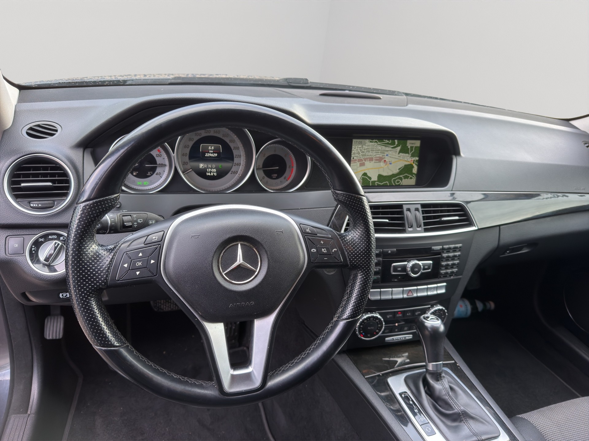 MERCEDES-BENZ C 220 CDI Athletic Edition 4Matic 7G-Tronic-image-12