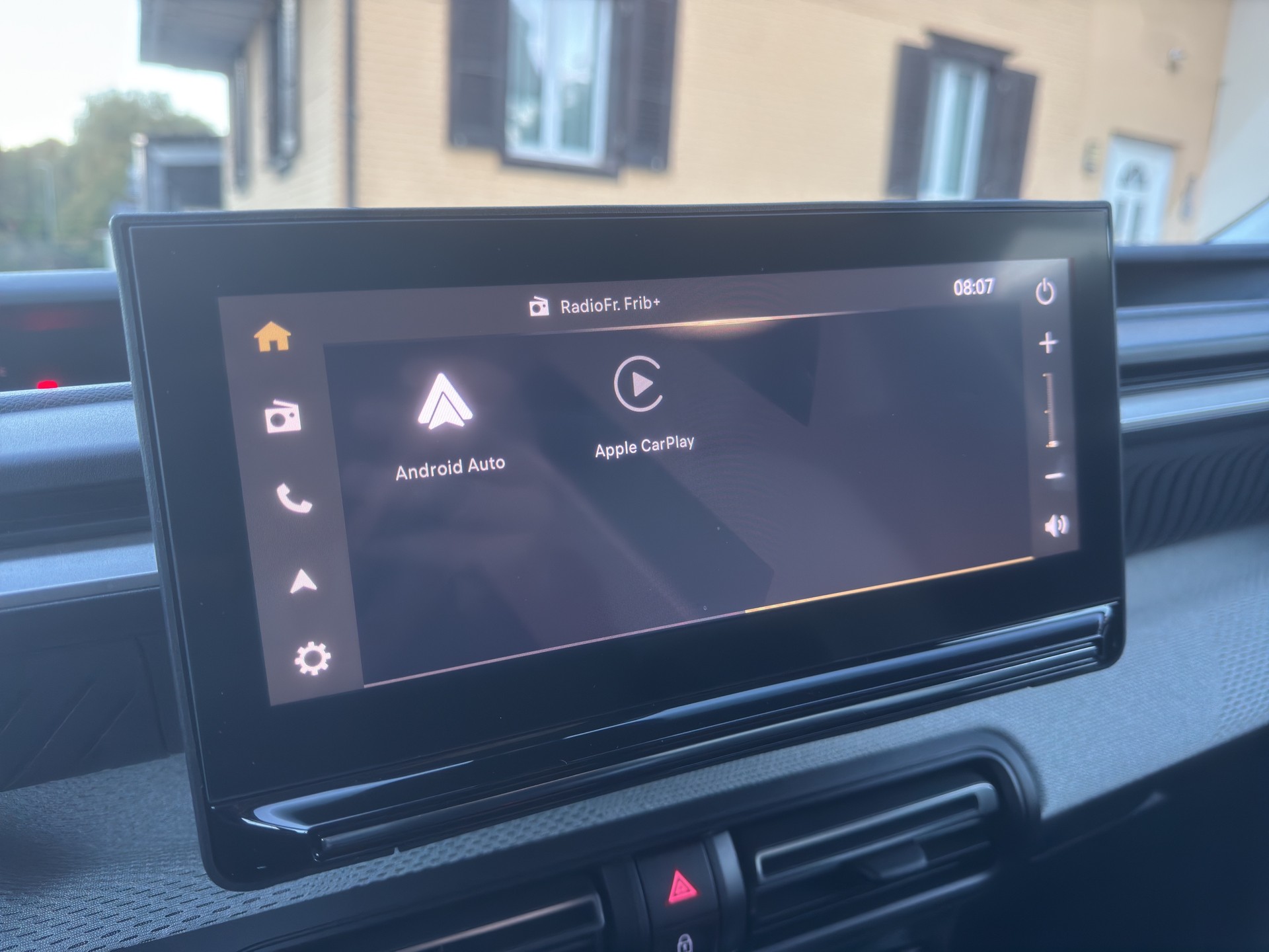 CITROEN C3 Aircross 1.2 Hybrid Max-image-11