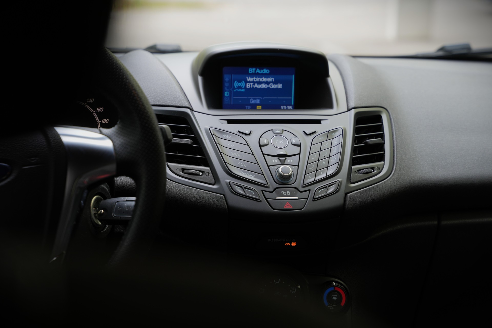 FORD Fiesta 1.0 EcoB 100 SYNC-image-13