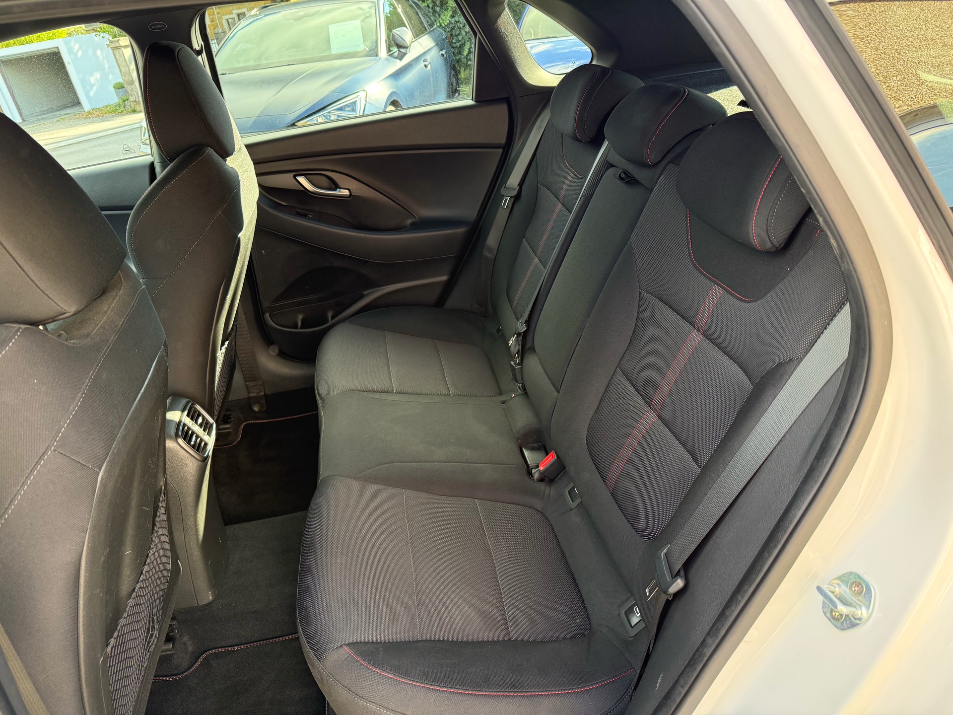 HYUNDAI i30 1.5 T-GDi N Line 48V MH DCT-image-11