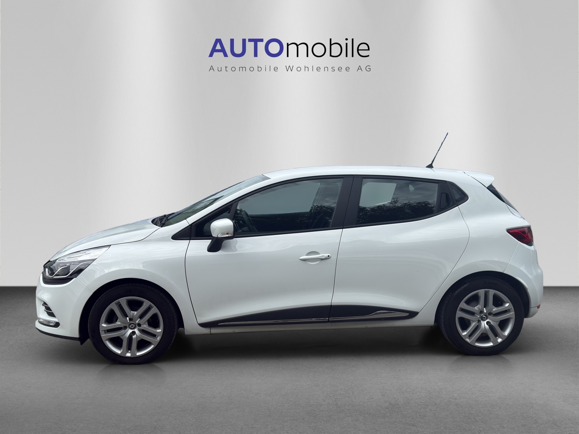 RENAULT Clio 0.9 12V Zen-image-0