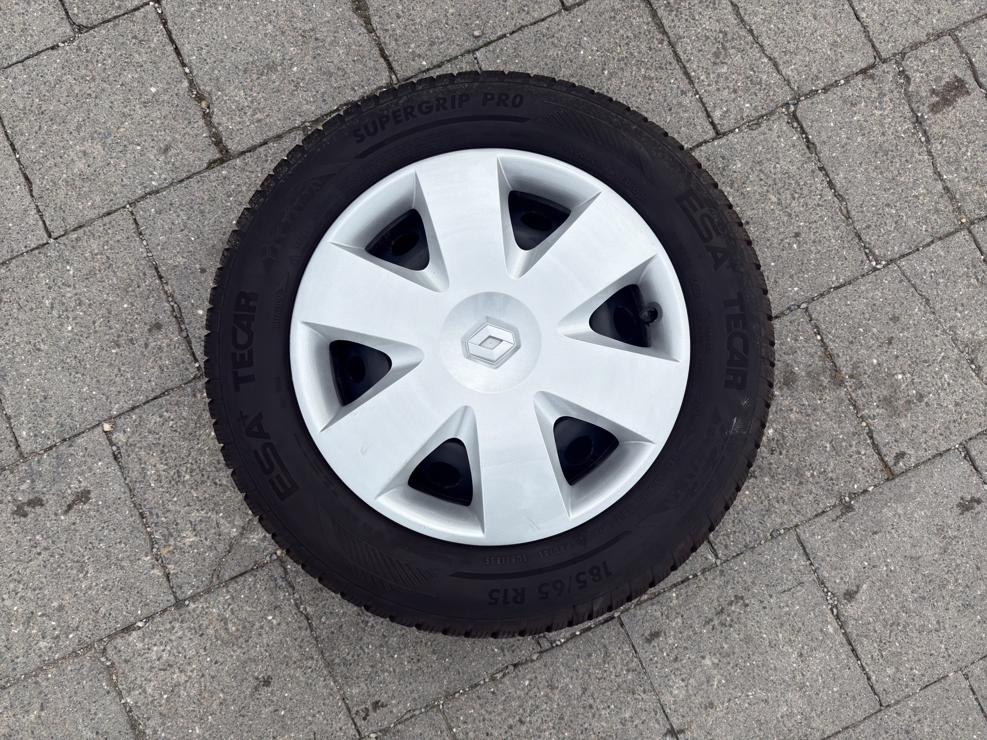 RENAULT Clio 0.9 12V Zen-image-16