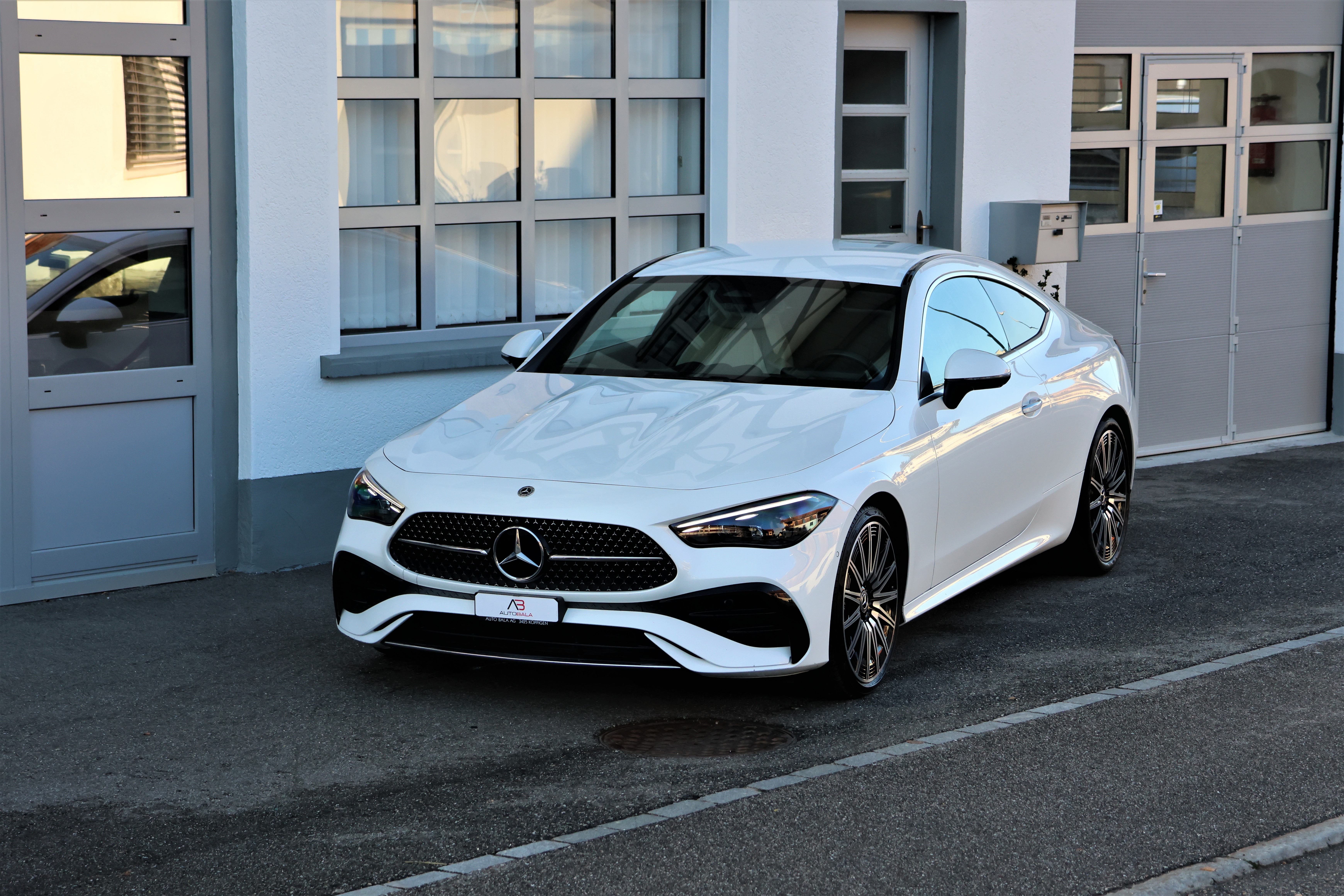 Car photo