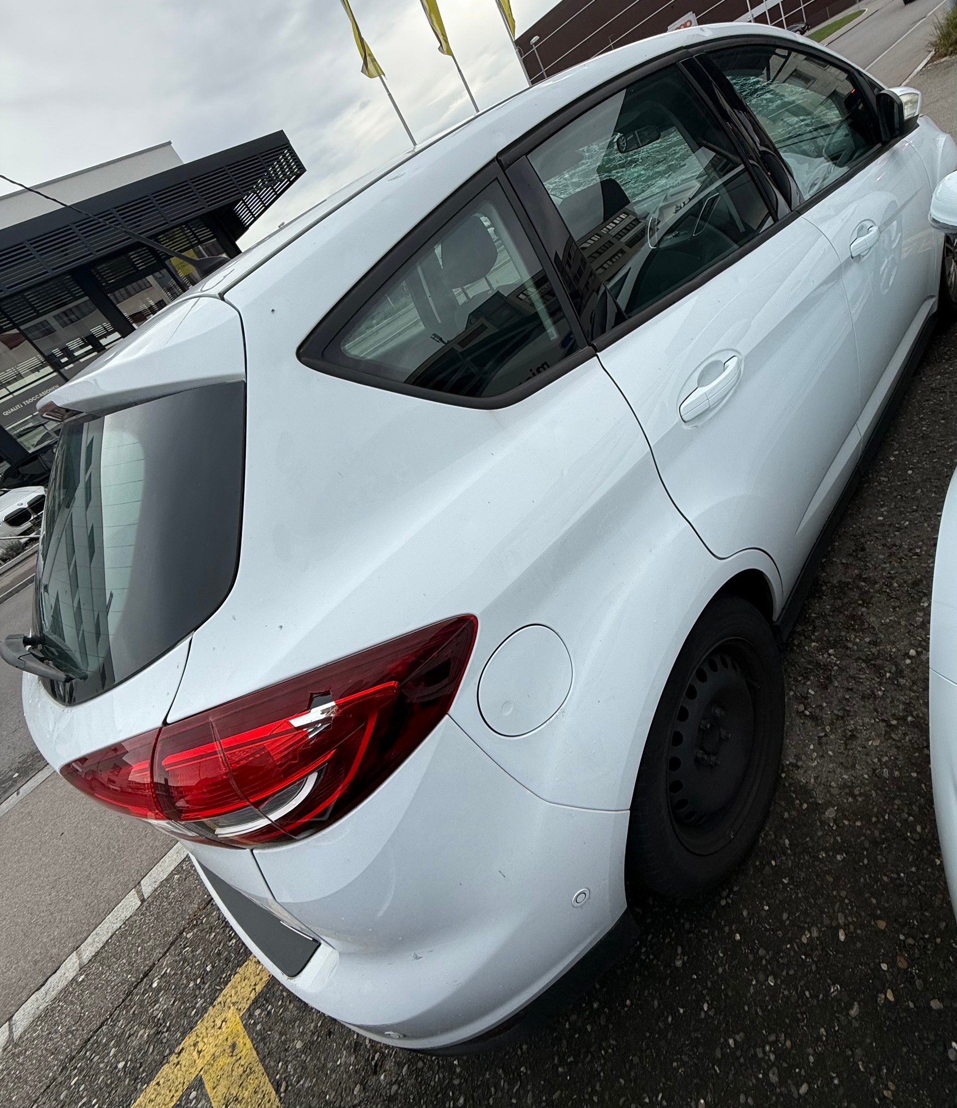 FORD C-Max 1.0 SCTi Trend-image-2