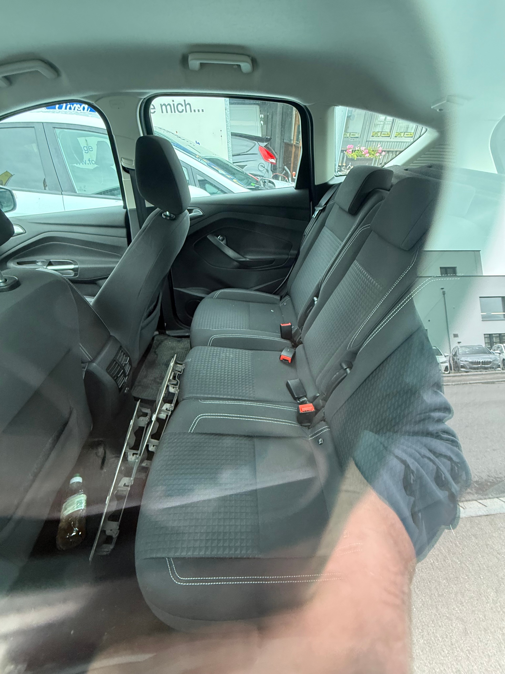 FORD C-Max 1.0 SCTi Trend-image-4