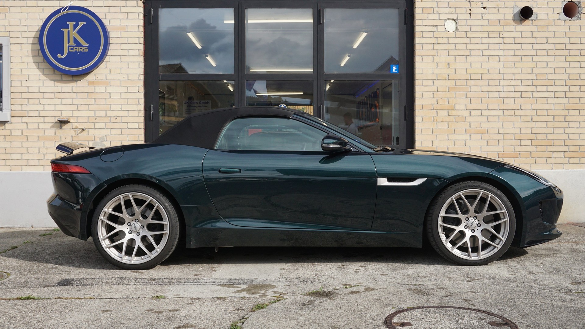 JAGUAR F-Type Convertible S 3.0 V6 S/C-image-4