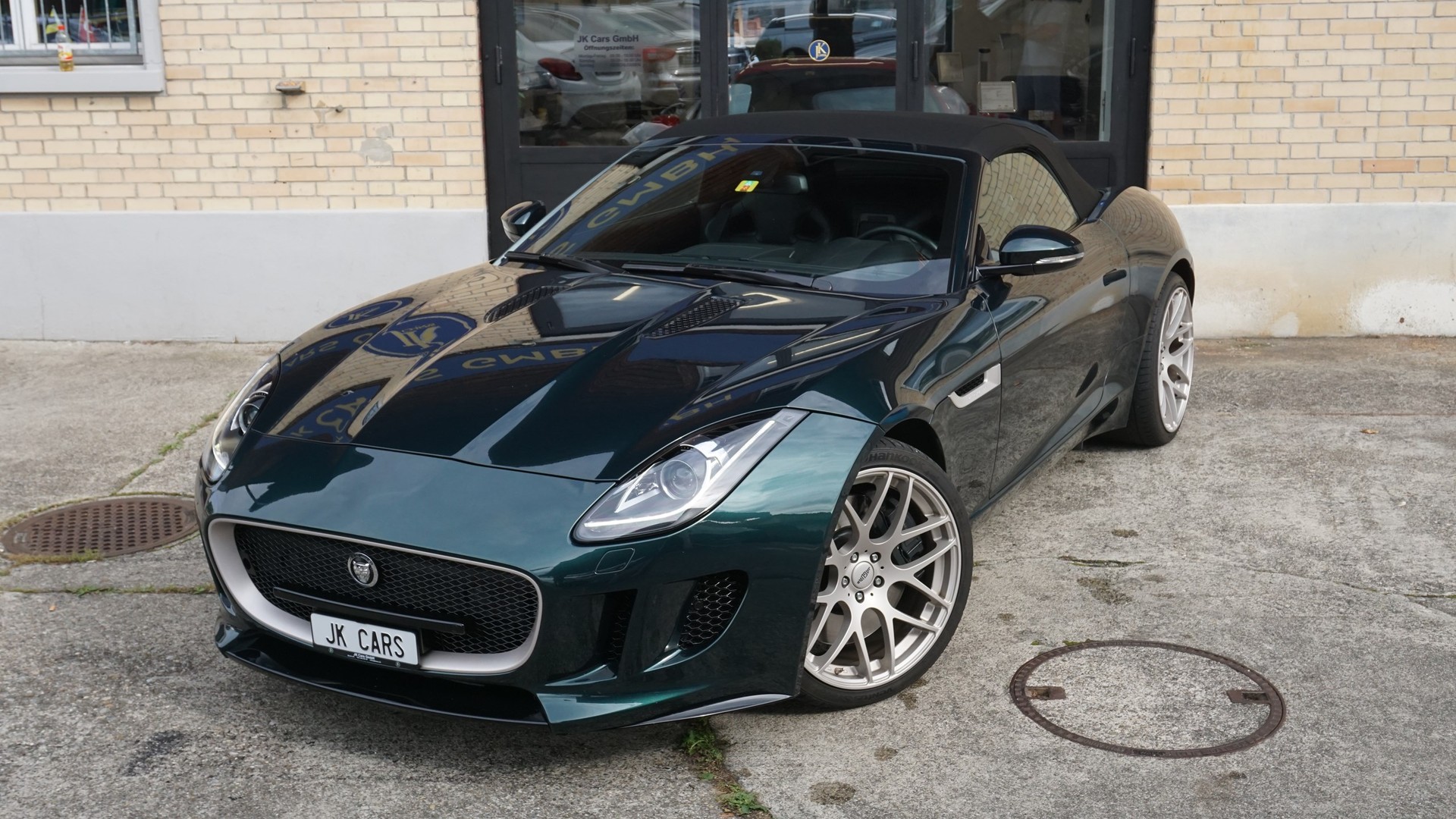 JAGUAR F-Type Convertible S 3.0 V6 S/C-image-3