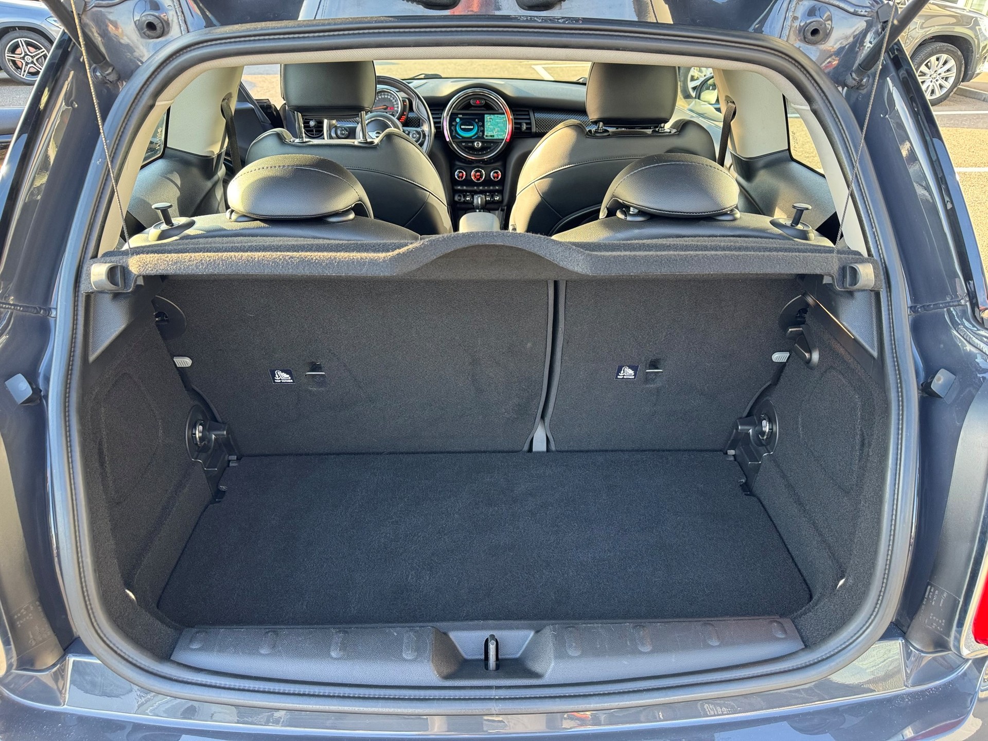 MINI Mini Cooper SD Nur bei uns - GARANTIE Motor und Getriebe für 12 Monate oder 15'000 km!-image-16