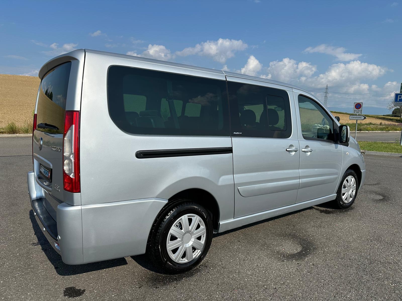 FIAT Scudo 2.0 JTD Panorama Family-image-11