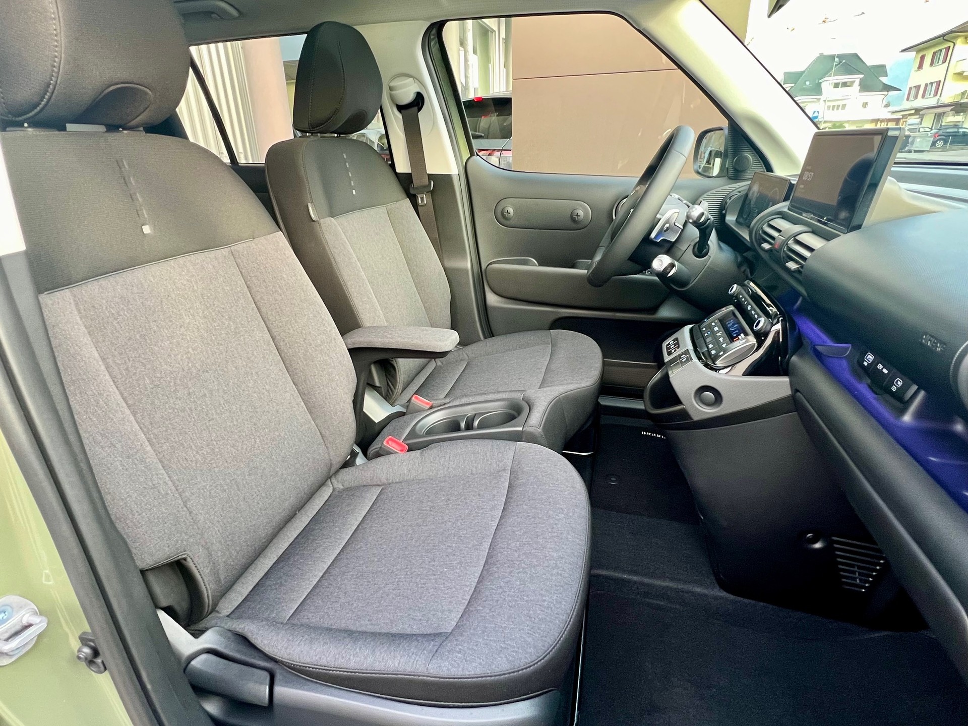HYUNDAI Vertex-image-8