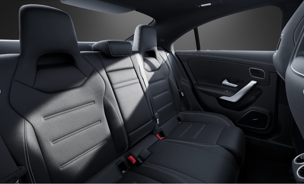 MERCEDES-BENZ CLA 35 AMG 4Matic 8G-DCT-image-6