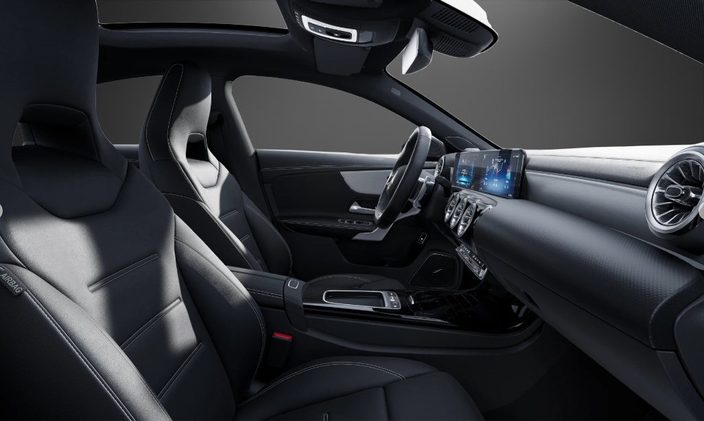 MERCEDES-BENZ CLA 35 AMG 4Matic 8G-DCT-image-8