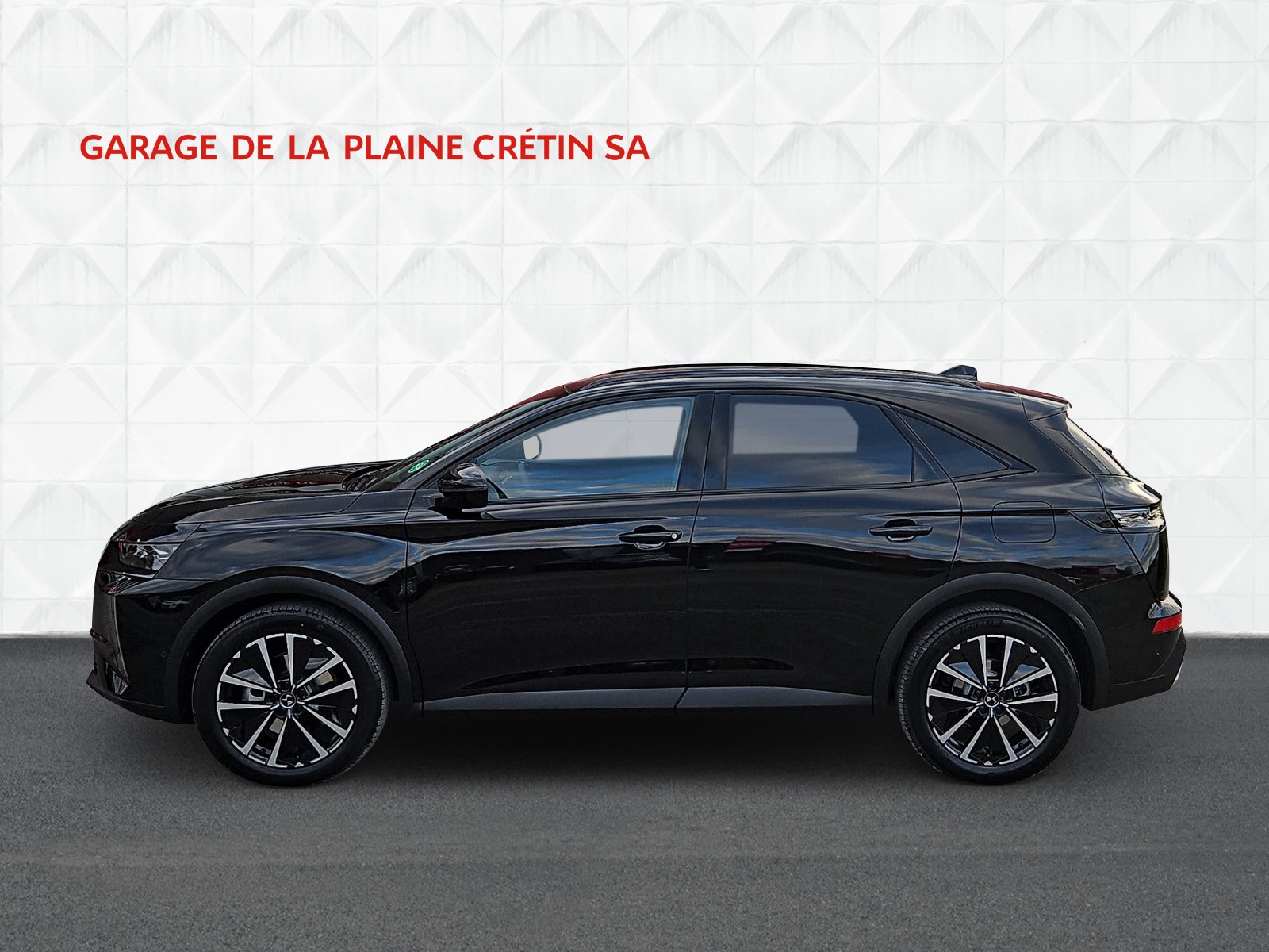 DS AUTOMOBILES DS 7 Crossback E-Tense 225 Ligne Noire-image-2