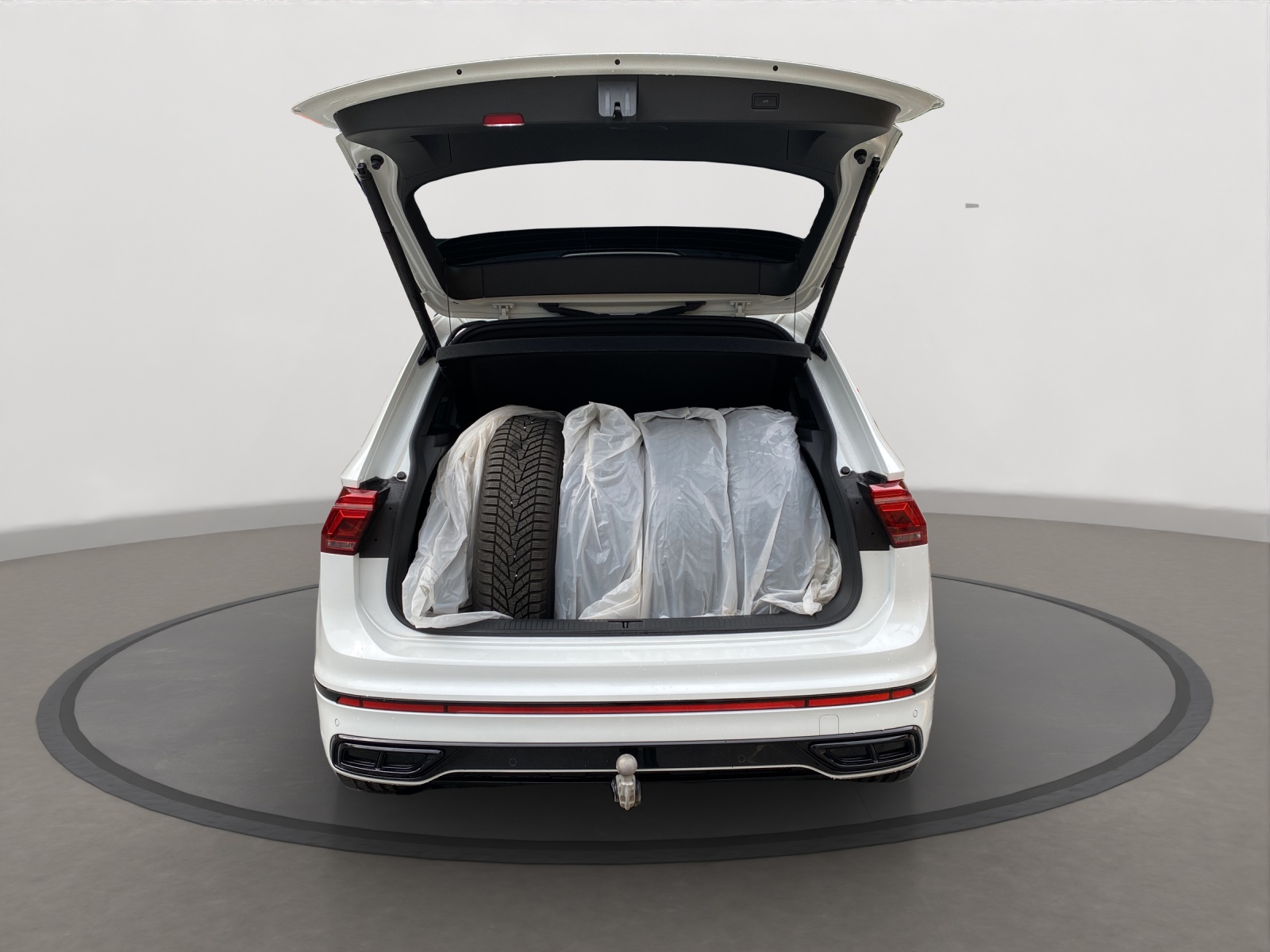 VW Tiguan 2.0 TDI SCR R-Line 4Motion DSG-image-11