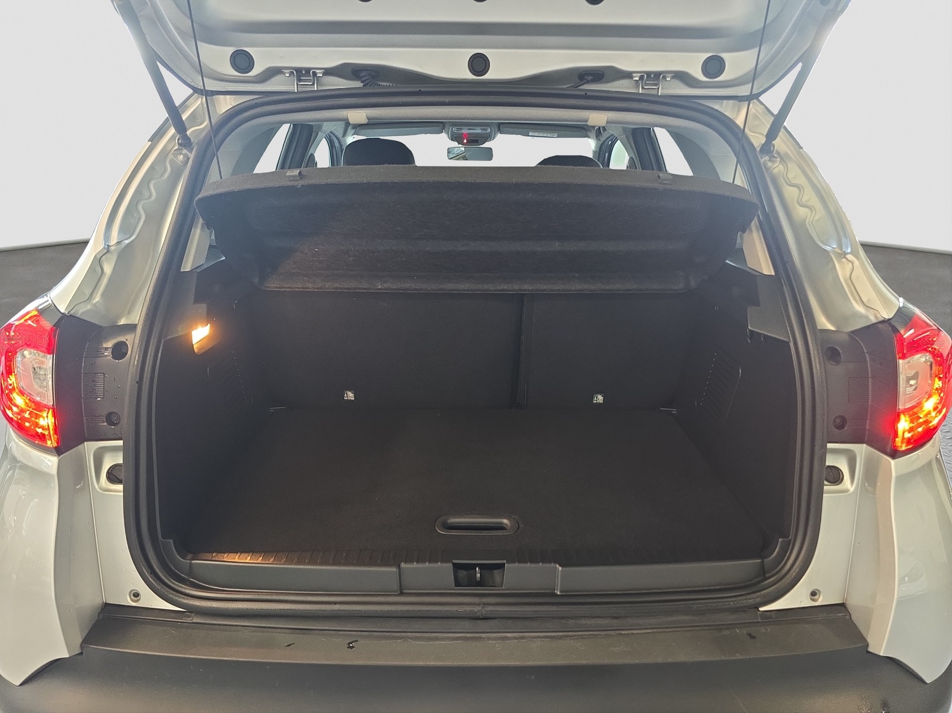 RENAULT Captur 1.2 T 16V Dynamique EDC-image-7