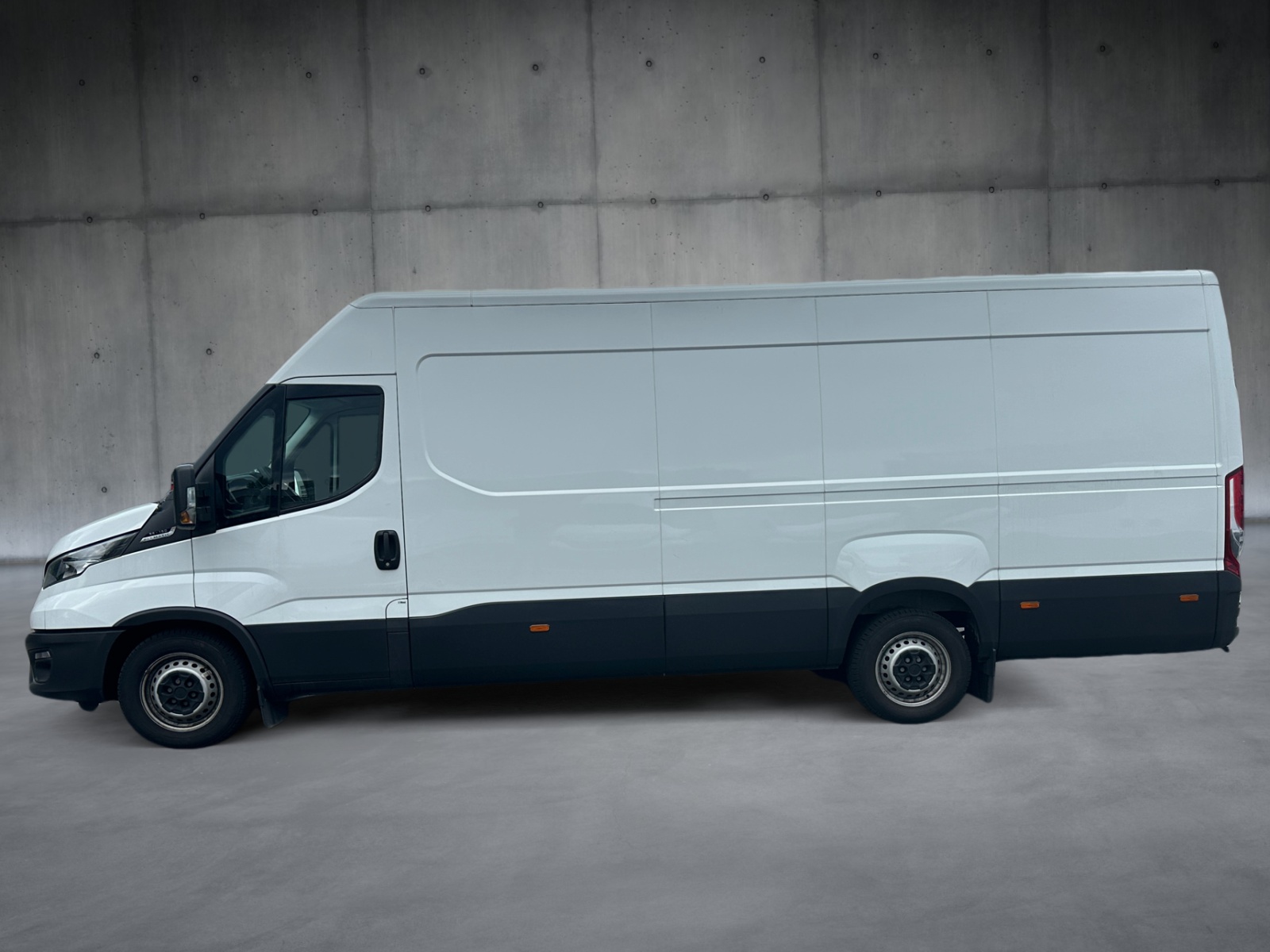 IVECO 35S16VL-image-1