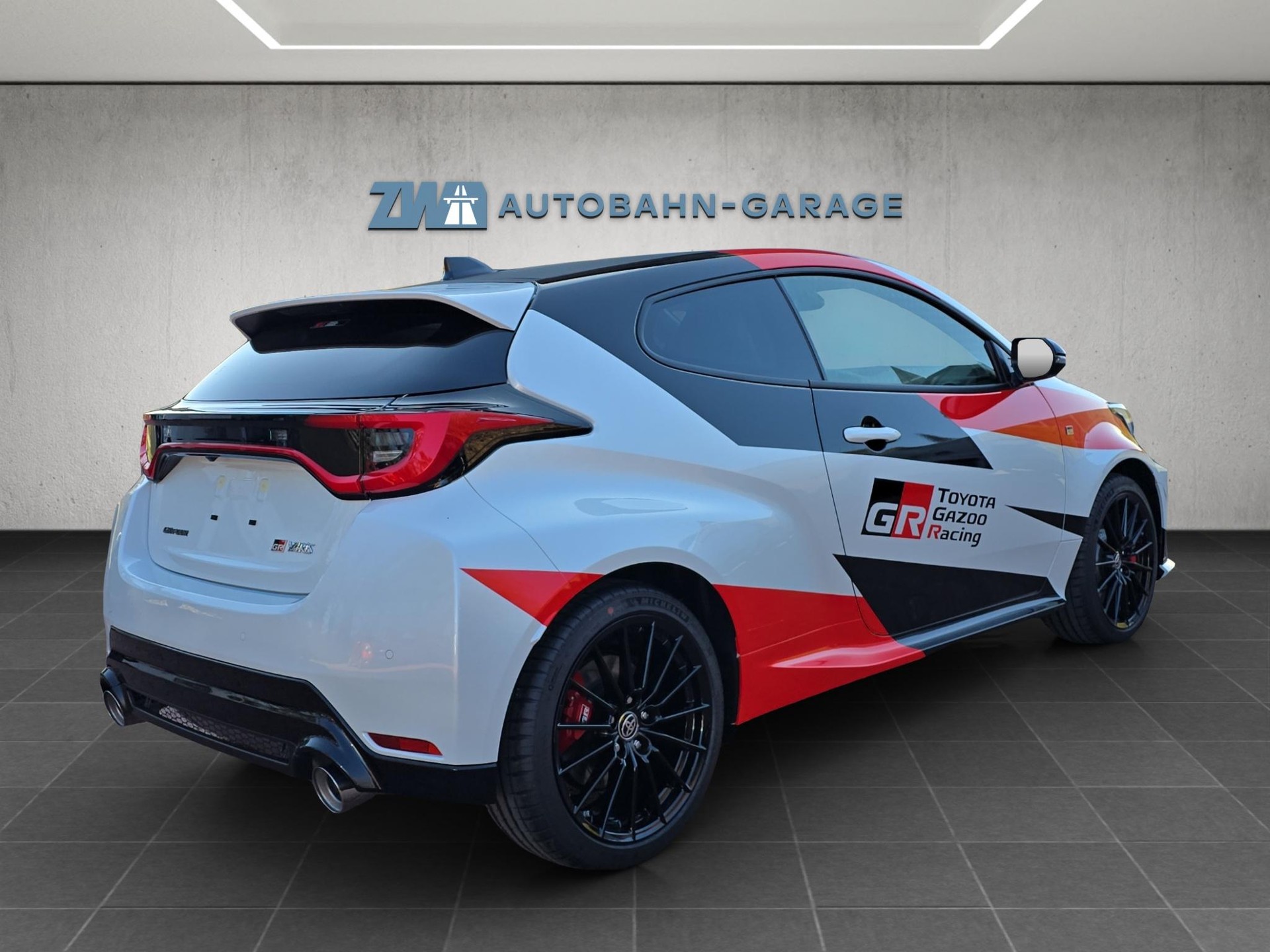 TOYOTA GR Yaris 1.6 Turbo Sport 4x4-image-4