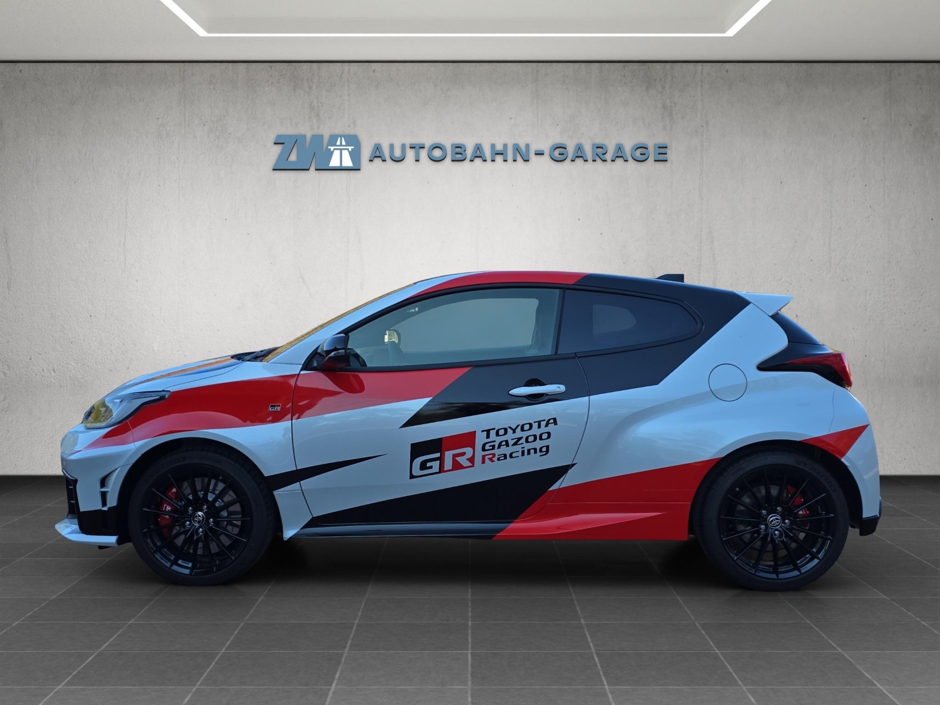 TOYOTA GR Yaris 1.6 Turbo Sport 4x4-image-1