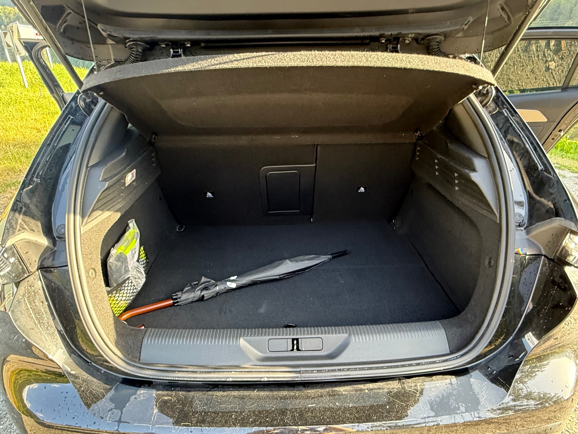 PEUGEOT 308 1.6 PHEV 225 GT-image-8