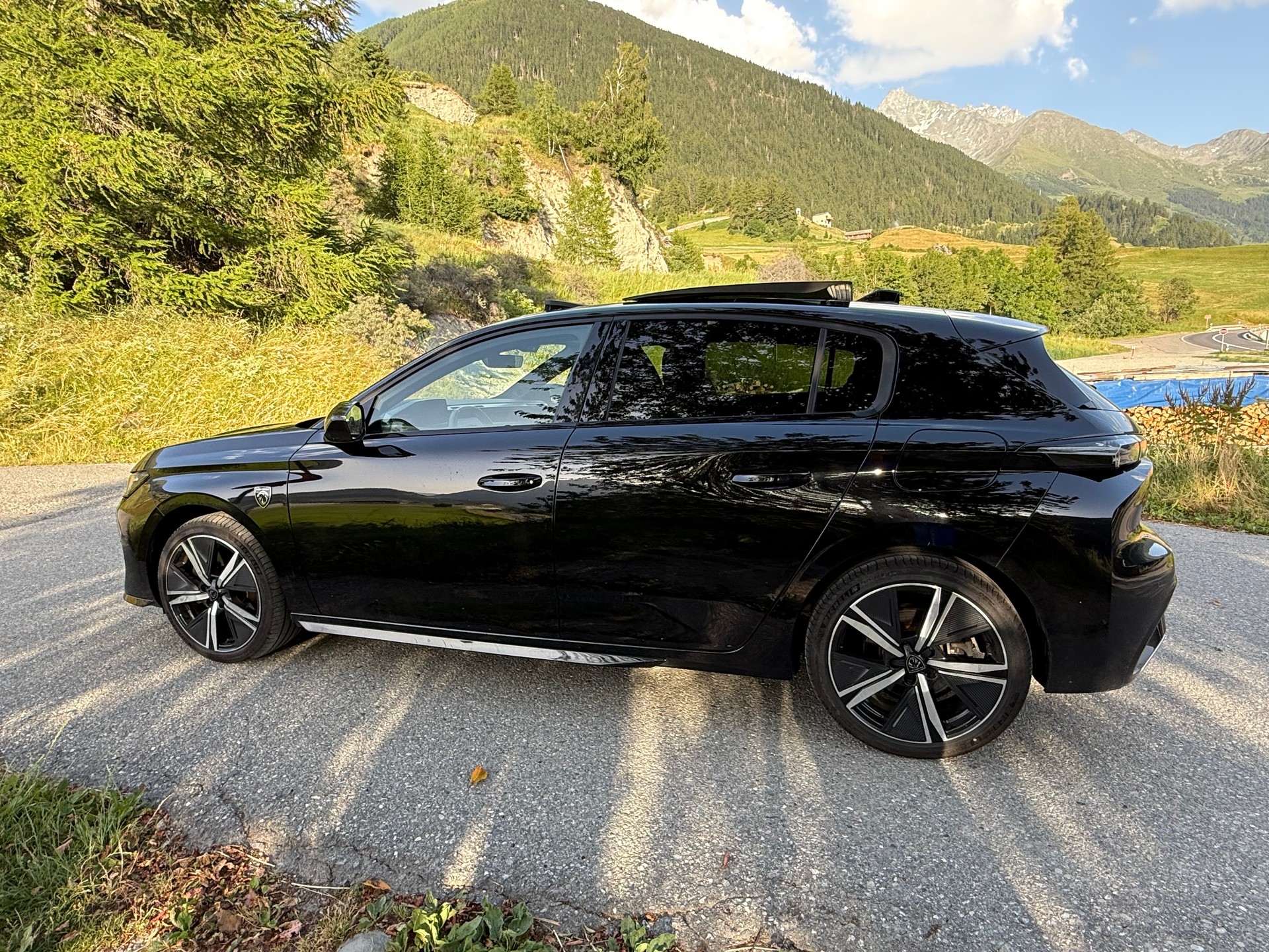 PEUGEOT 308 1.6 PHEV 225 GT-image-1