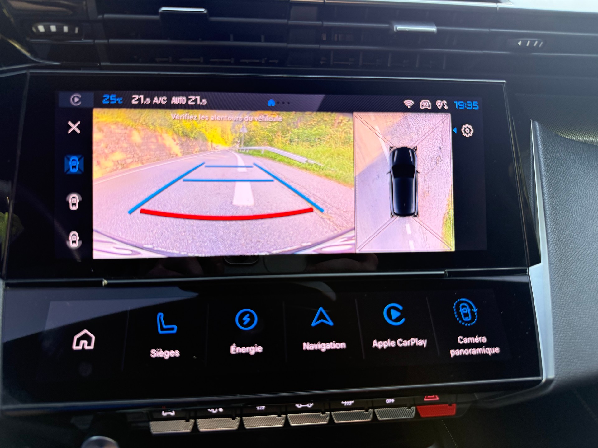 PEUGEOT 308 1.6 PHEV 225 GT-image-9