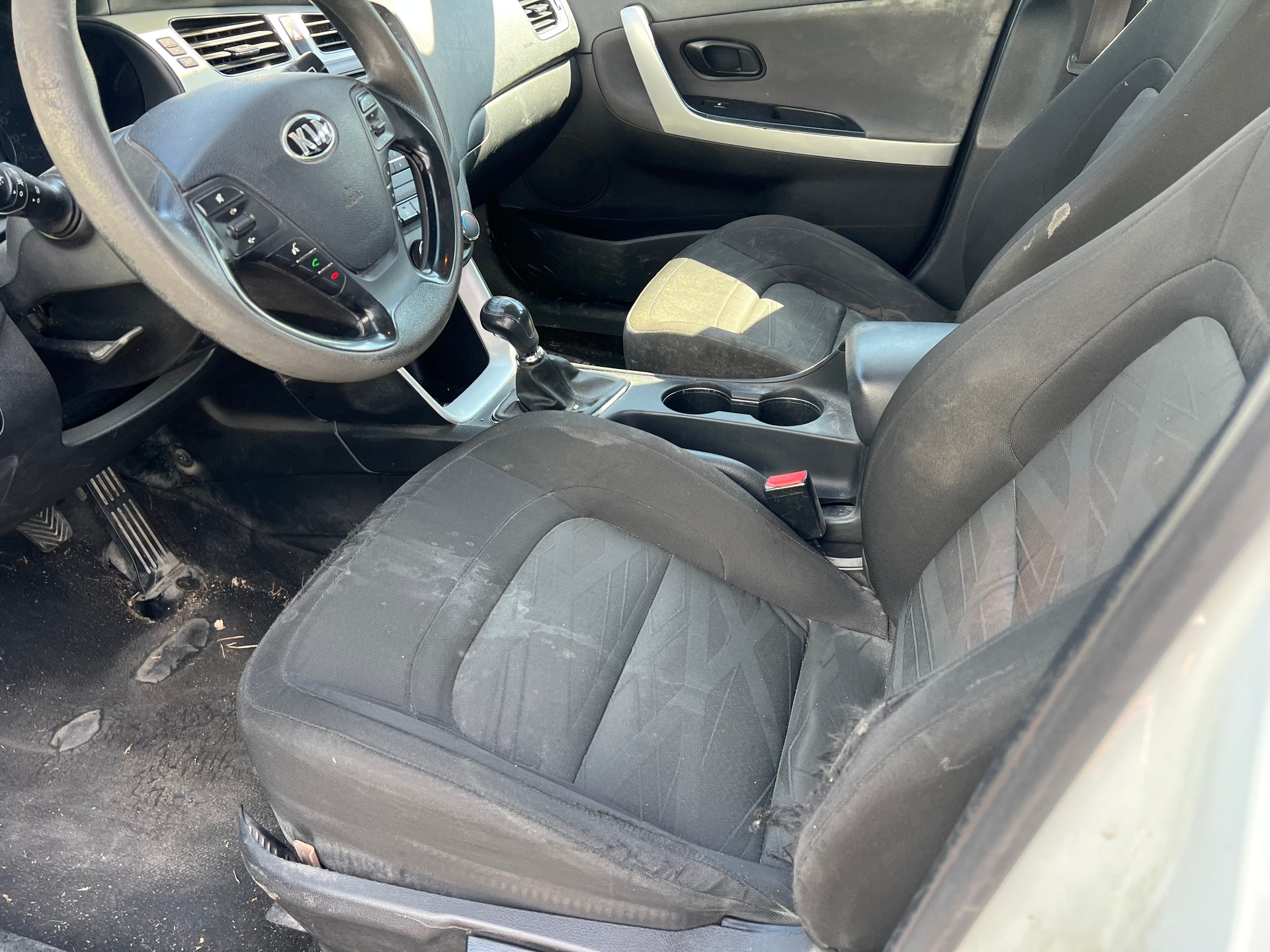 KIA Cee'd Sportswagon 1.6 GDi Classic-image-8