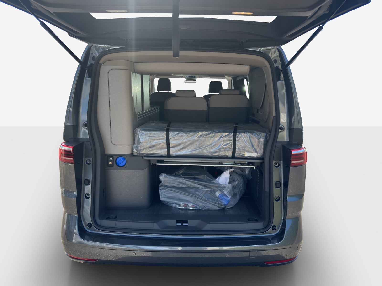 VW California eHybrid Ocean 4Motion-image-12