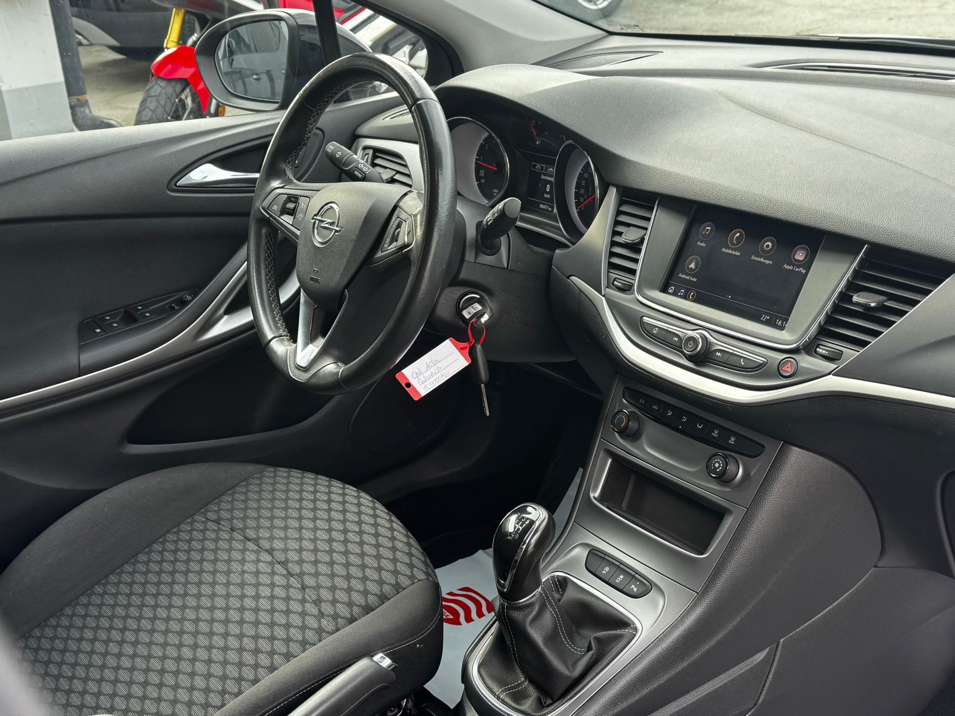 OPEL Astra 1.2i Turbo Edition-image-12