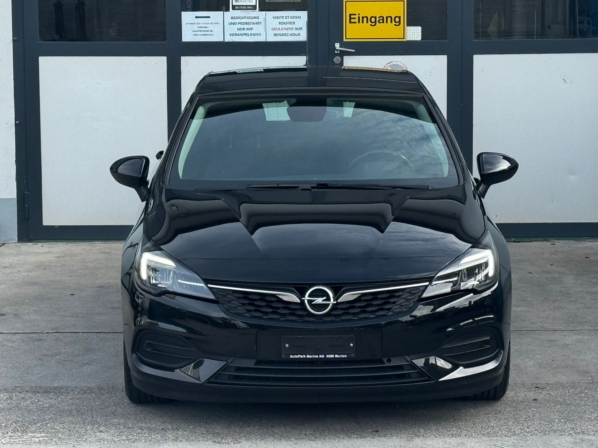 OPEL Astra 1.2i Turbo Edition-image-2