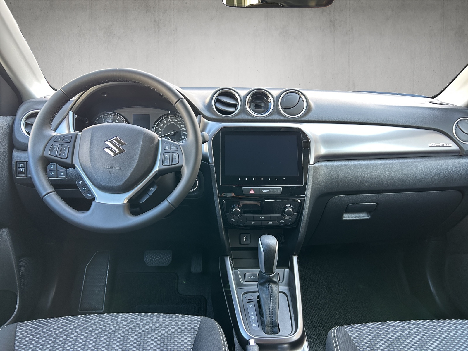 SUZUKI Vitara 1.4 T Compact+ Hybrid 4x4-image-13