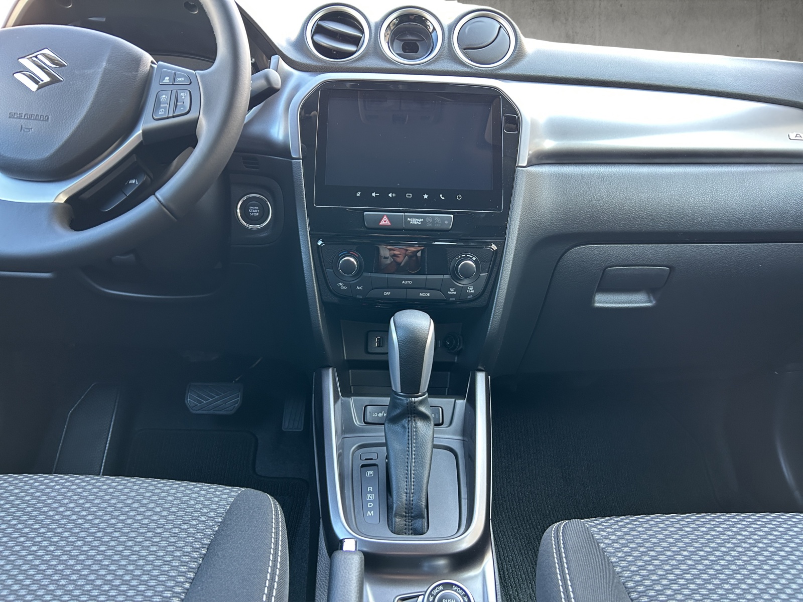 SUZUKI Vitara 1.4 T Compact+ Hybrid 4x4-image-15