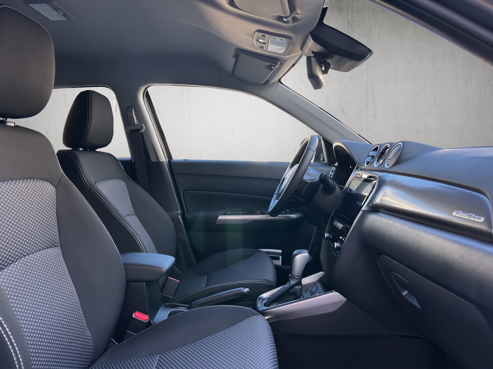 SUZUKI Vitara 1.4 T Compact+ Hybrid 4x4-image-12