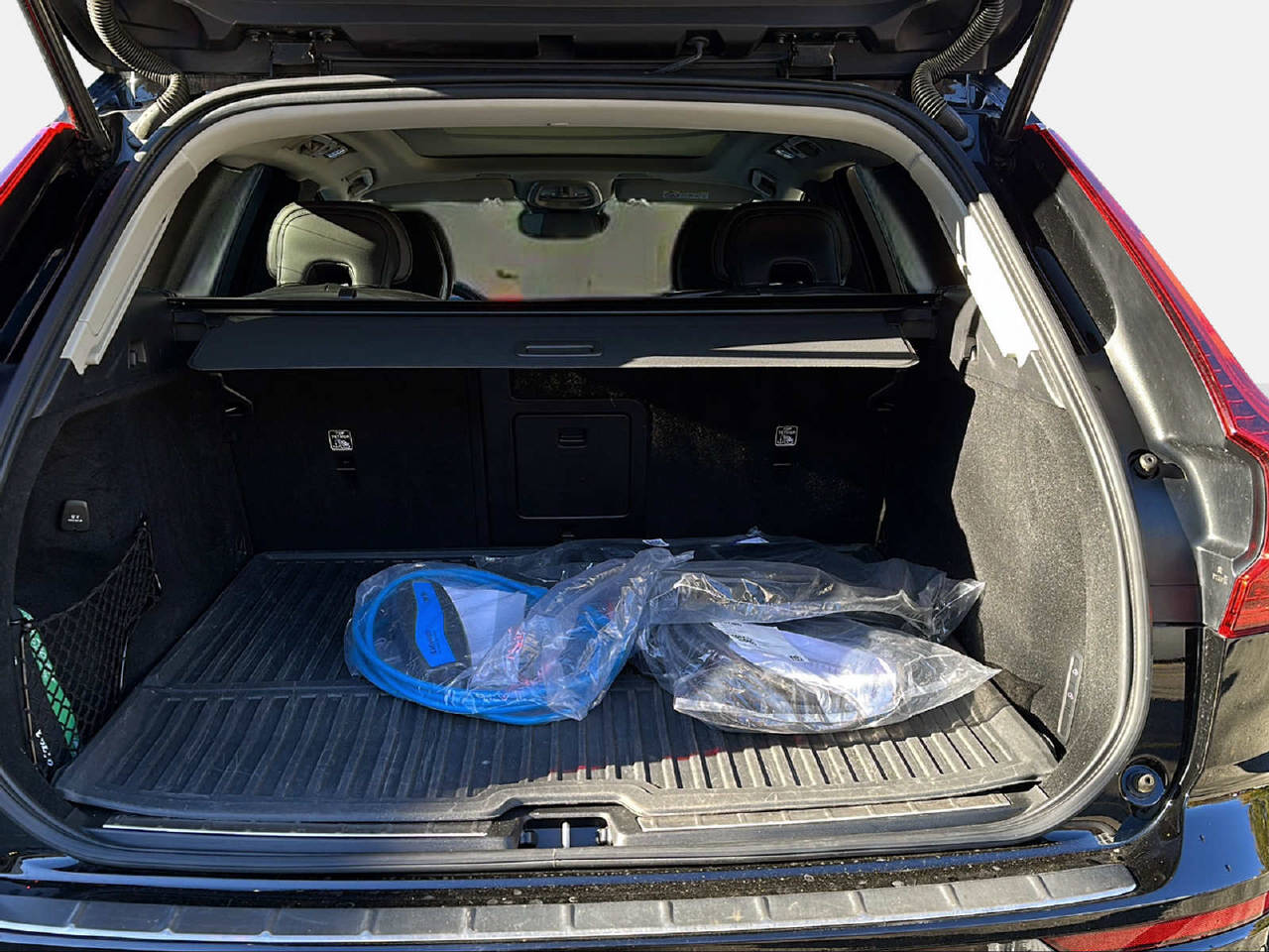 VOLVO XC60 2.0 T6 TE Ultimate Bright eAWD-image-11