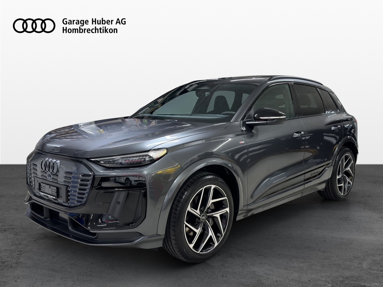 AUDI Q6 e-tron quattro