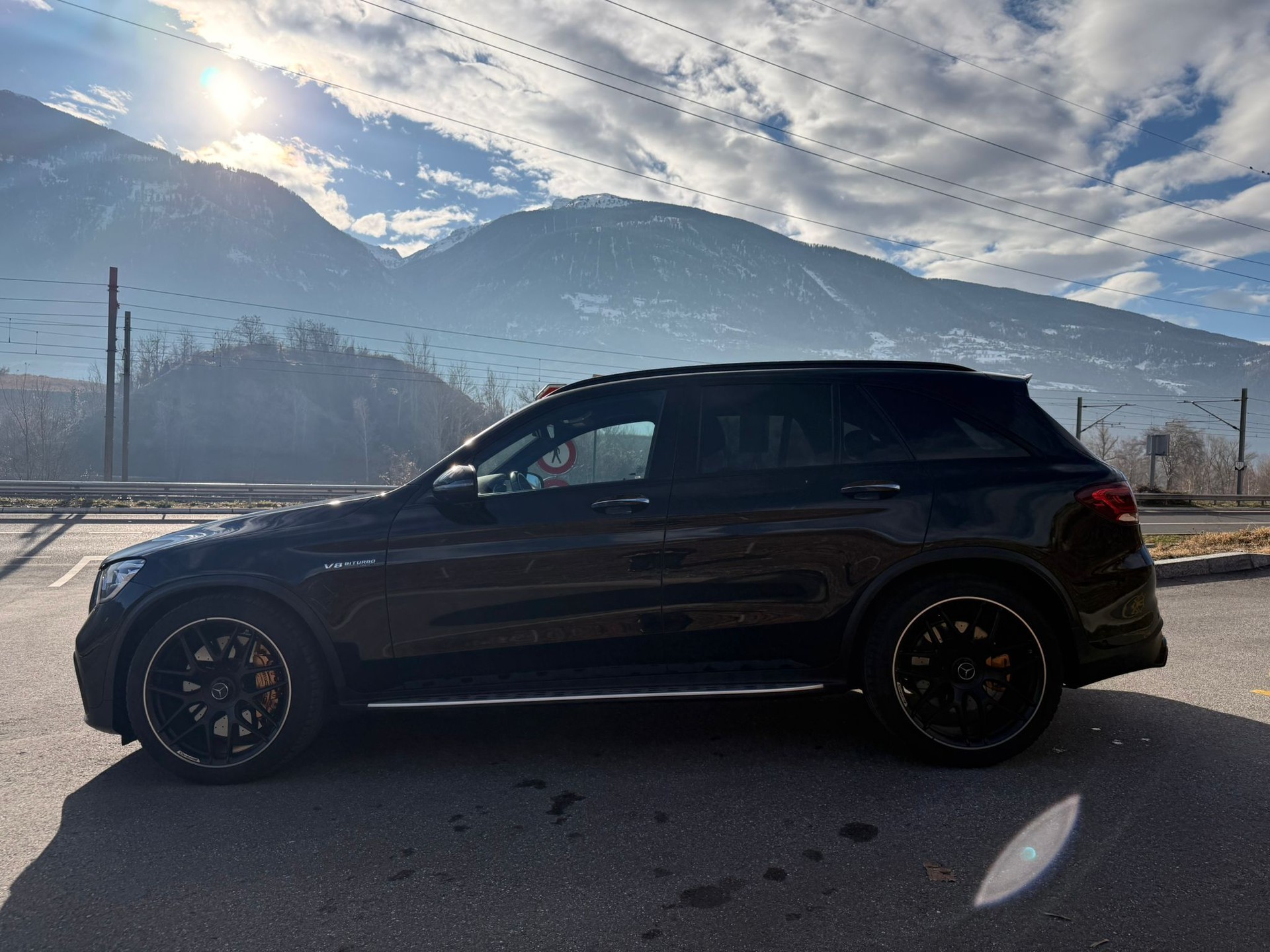 MERCEDES-BENZ GLC 63 S AMG 4Matic 9G-Tronic-image-3