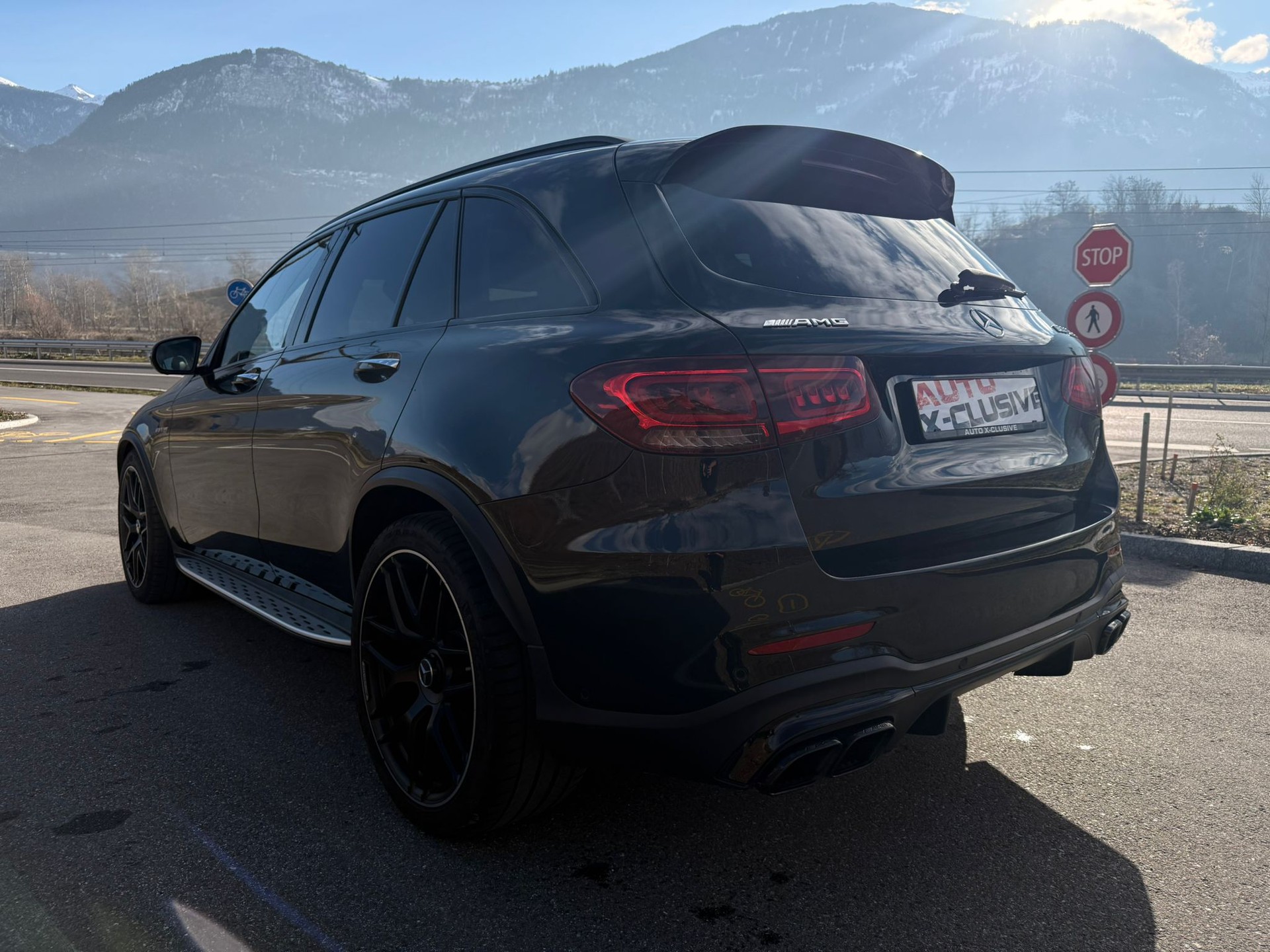 MERCEDES-BENZ GLC 63 S AMG 4Matic 9G-Tronic-image-4