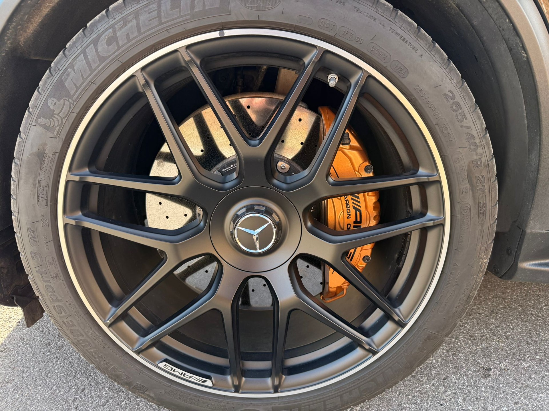 MERCEDES-BENZ GLC 63 S AMG 4Matic 9G-Tronic-image-12