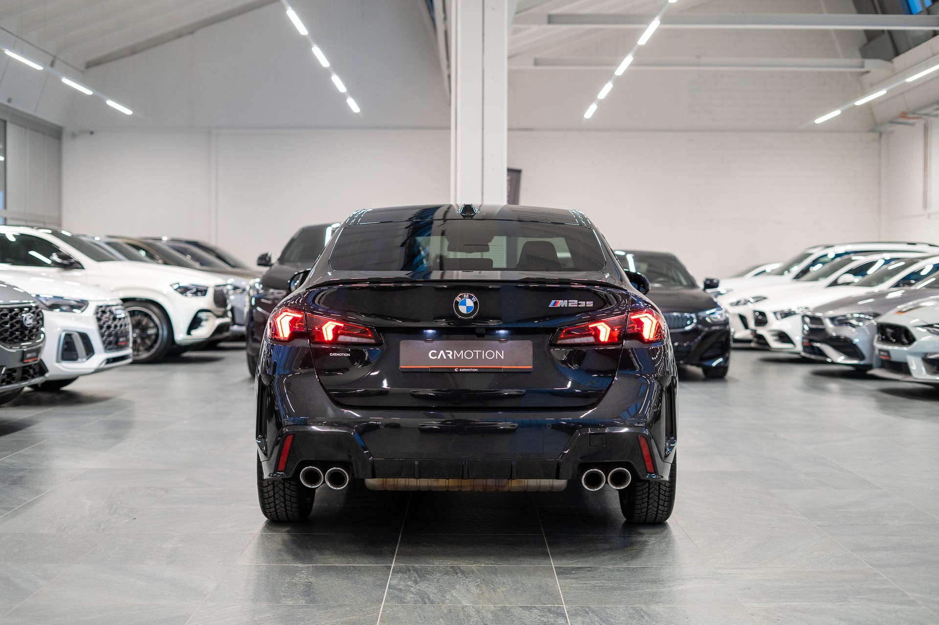 BMW M235i xDrive Gran Coupé / 360° Kamera / el.Sitze / HeadUp-image-4