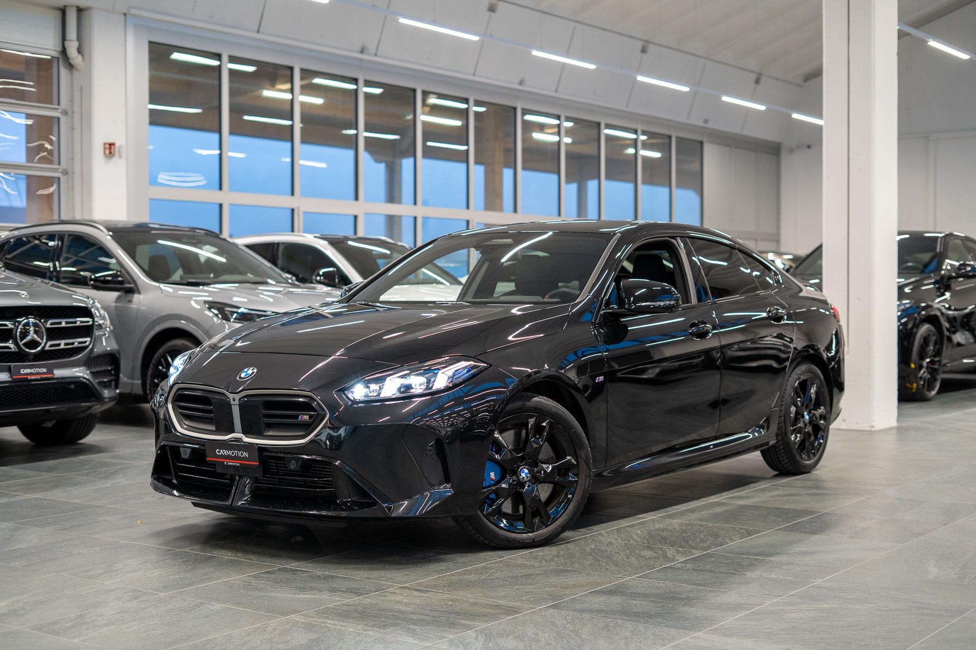 BMW M235i xDrive Gran Coupé / 360° Kamera / el.Sitze / HeadUp