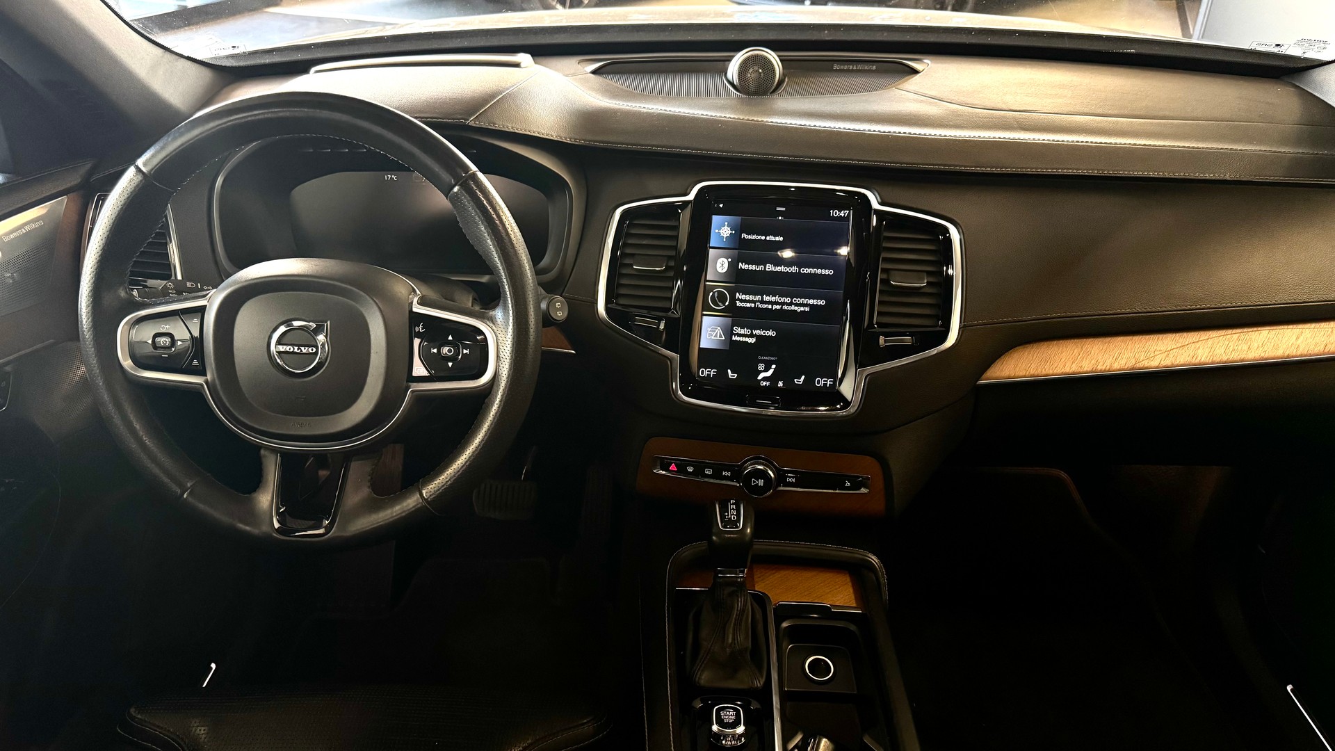 VOLVO XC90 T6 AWD Momentum Geartronic-image-5