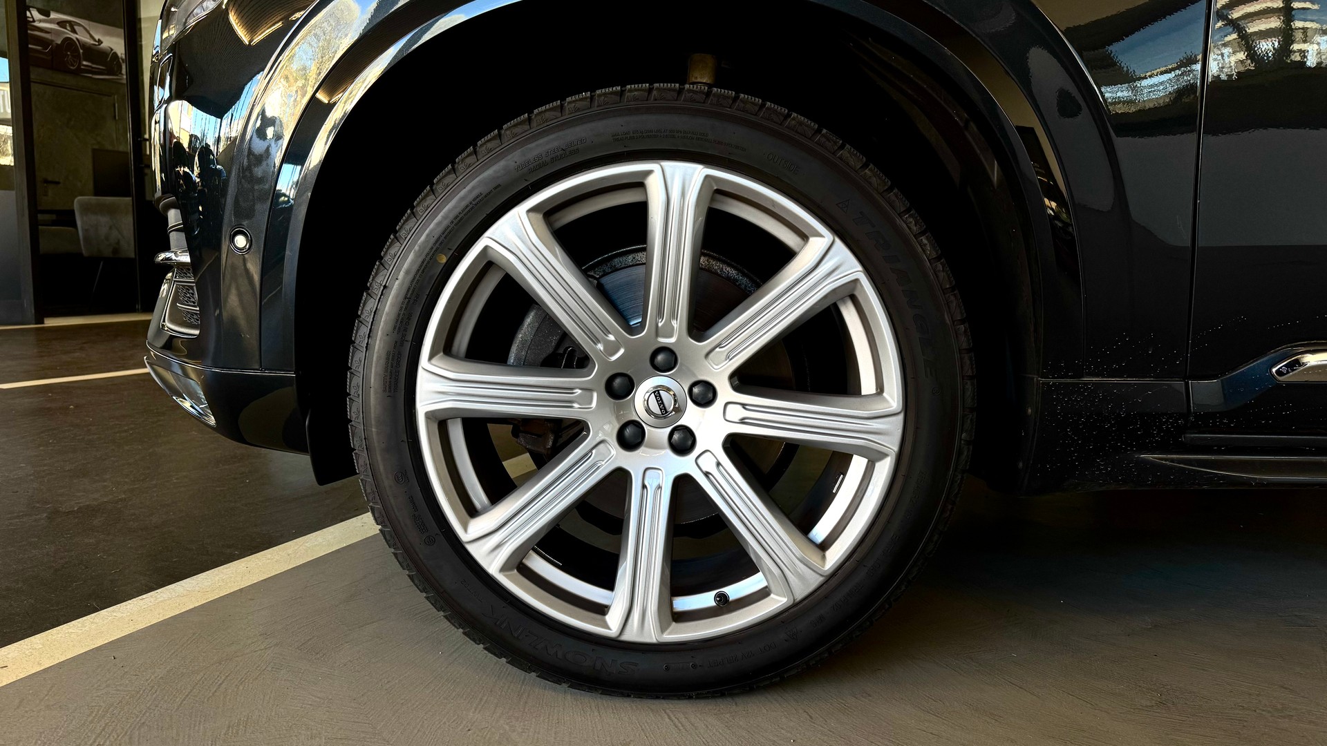 VOLVO XC90 T6 AWD Momentum Geartronic-image-15