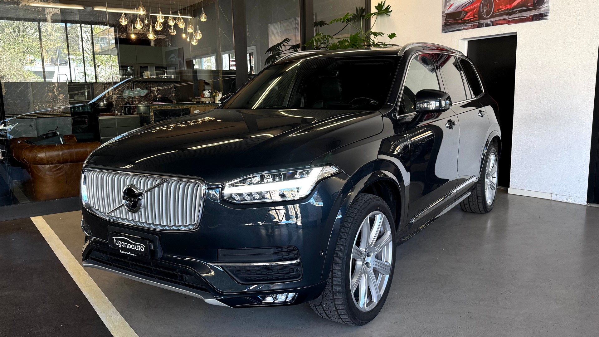 VOLVO XC90 T6 AWD Momentum Geartronic-image-1