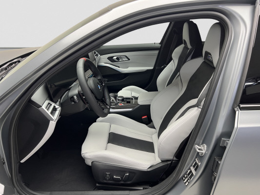 BMW M3 Competition M xDrive-image-8