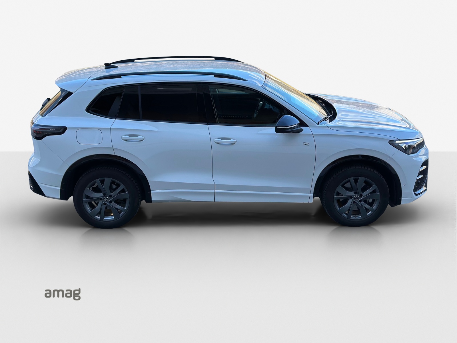 VW Tiguan 2.0 TDI SCR United 4Motion DSG-image-15