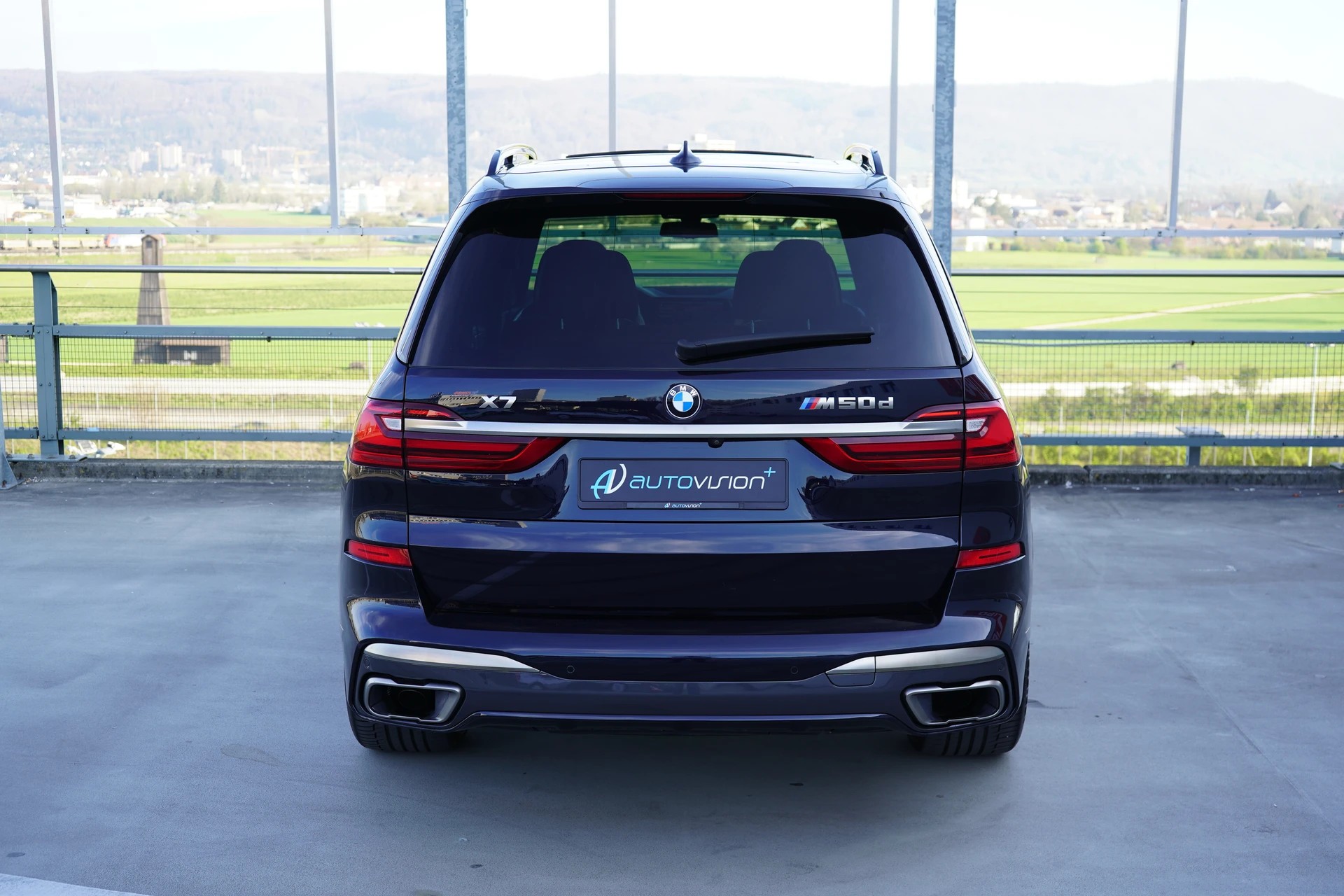 BMW X7 xDRIVE M50d STEPTRONIC M SPORT PLUS l 400 PS-image-14