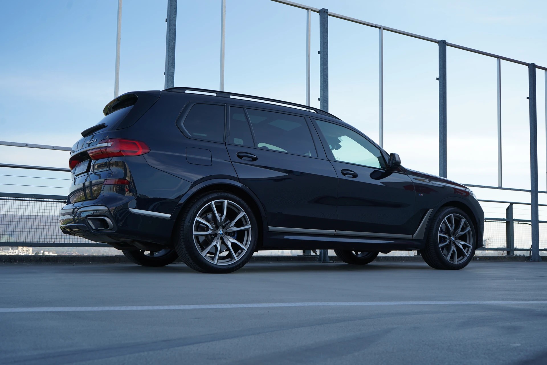 BMW X7 xDRIVE M50d STEPTRONIC M SPORT PLUS l 400 PS-image-9