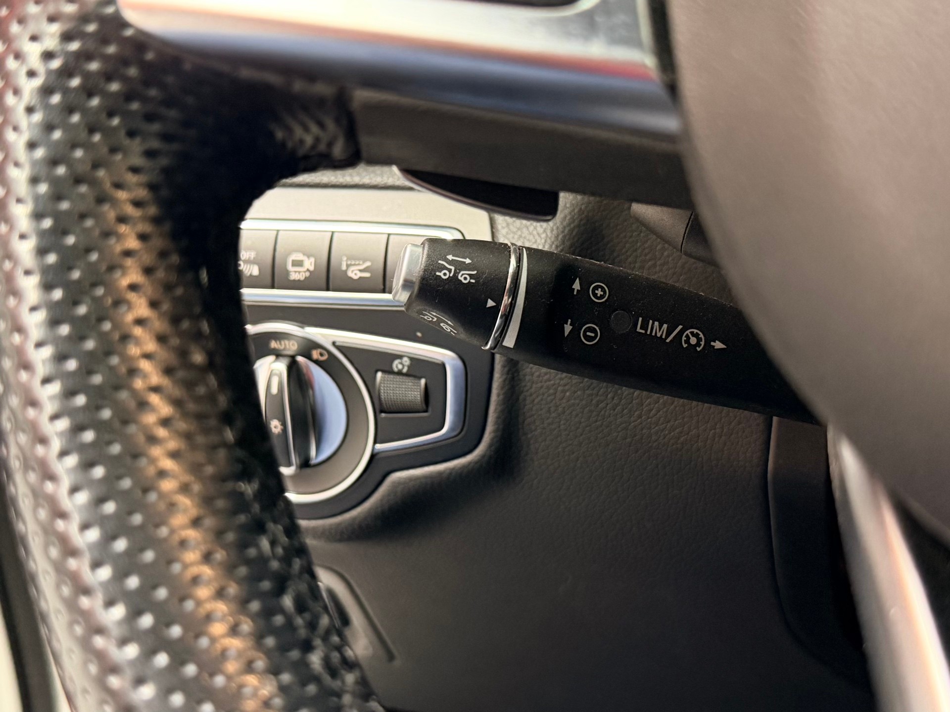 MERCEDES-BENZ GLC 43 AMG 4Matic 9G-Tronic-image-30